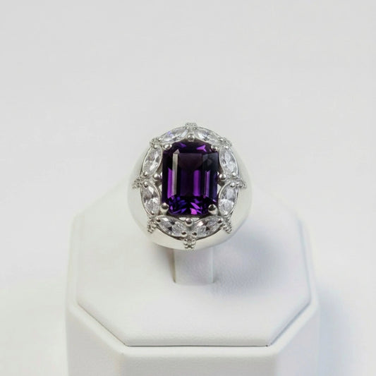 تصميم حصري من مجوهرات خليل بحجر أماتيست طبيعي | مجوهرات خليل